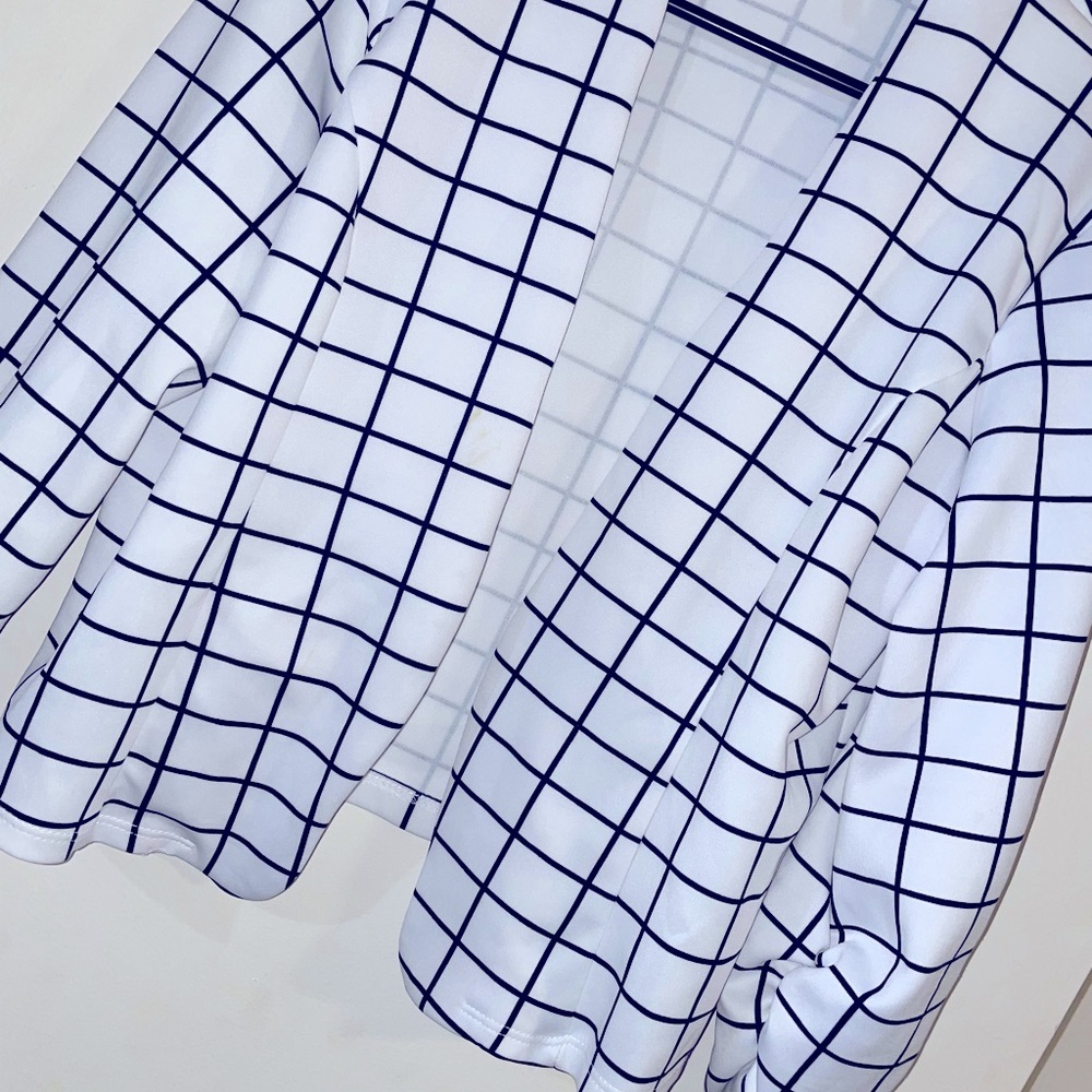 Black/White Blazer, spandex material, Sz. Large